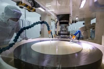 自主創新引領突破，湖北鼎龍控股成功挺進國內主流晶圓廠供應鏈